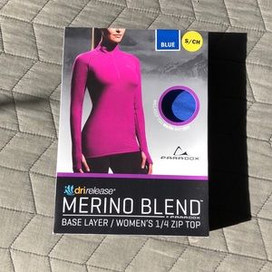 Paradox base layer quarter zip top